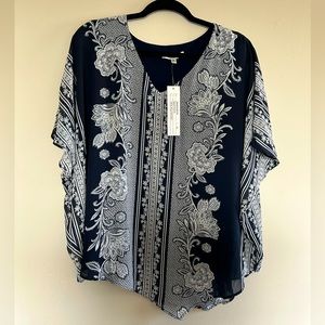 NWT Navy/White Top.